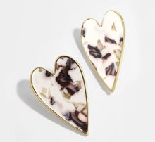 Load image into Gallery viewer, ACRYLIC HEART STUD - LIMA&#39;Z KOLLECTION
