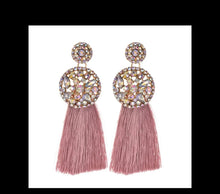 Load image into Gallery viewer, GOLD TASSIAL EARRING - LIMA&#39;Z KOLLECTION
